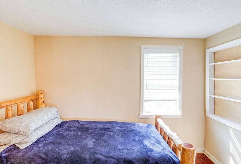 Serene Guion Cabin < 1 Mi To The White River!