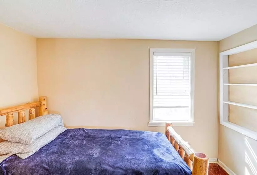 Serene Guion Cabin < 1 Mi To The White River!