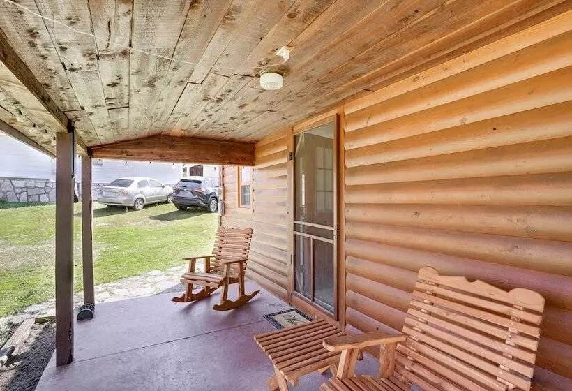 Serene Guion Cabin < 1 Mi To The White River!