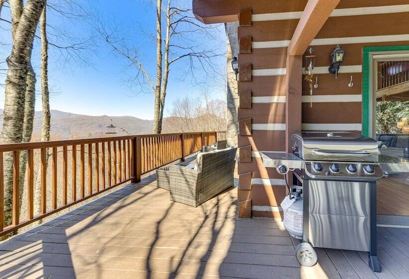 Spacious Maggie Valley Cabin W/ Waterfall On Site!