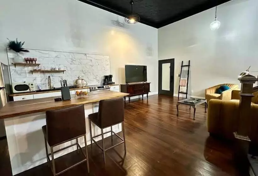 The Mercantile On The Katy Trail