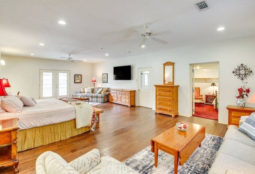 Waterfront Hot Springs Home W/ Boat Slip!