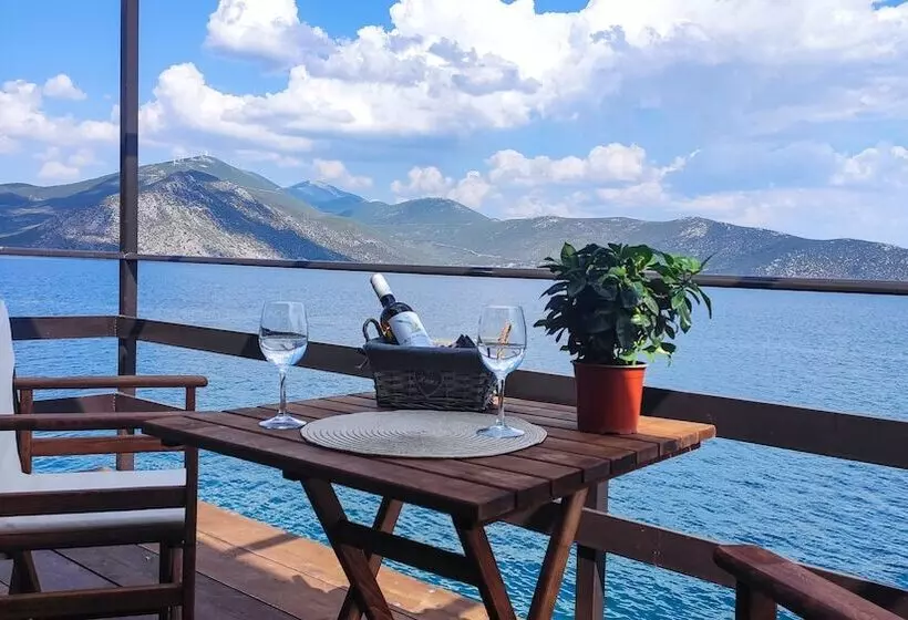 Agrilia Koromili Retreat