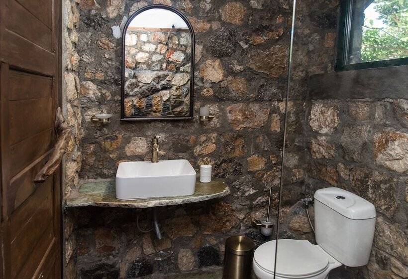 Agrilia Koromili Retreat