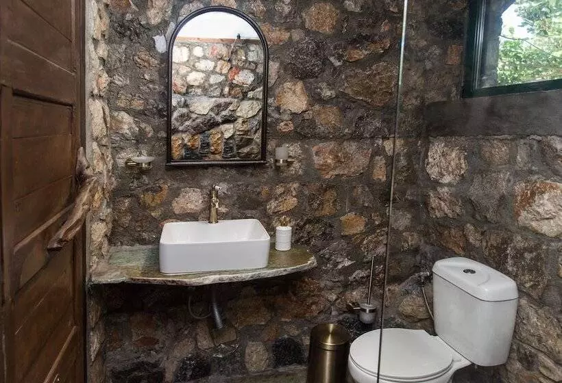 Agrilia Koromili Retreat