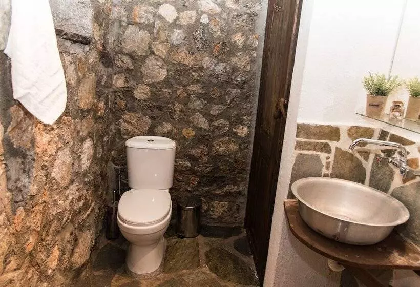 Agrilia Koromili Retreat