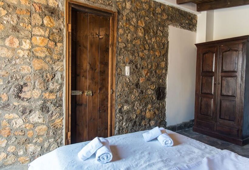 Agrilia Koromili Retreat