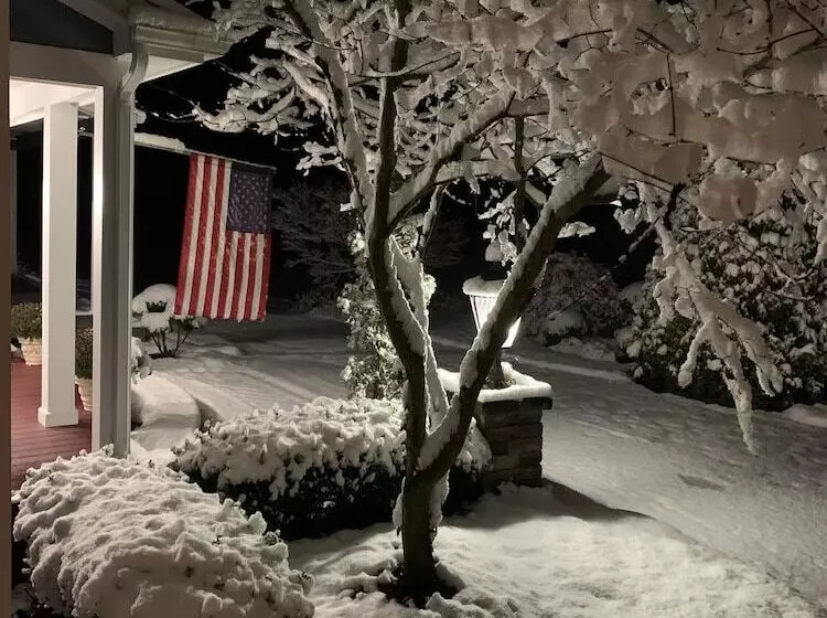 Aamiaismajoitus (B&B) 37 Oak Ridge House