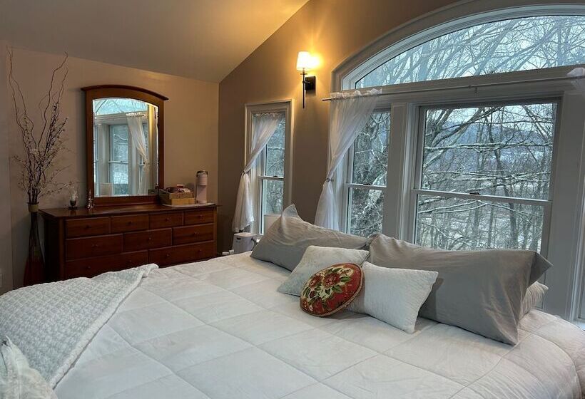 住宿加早餐  37 Oak Ridge House