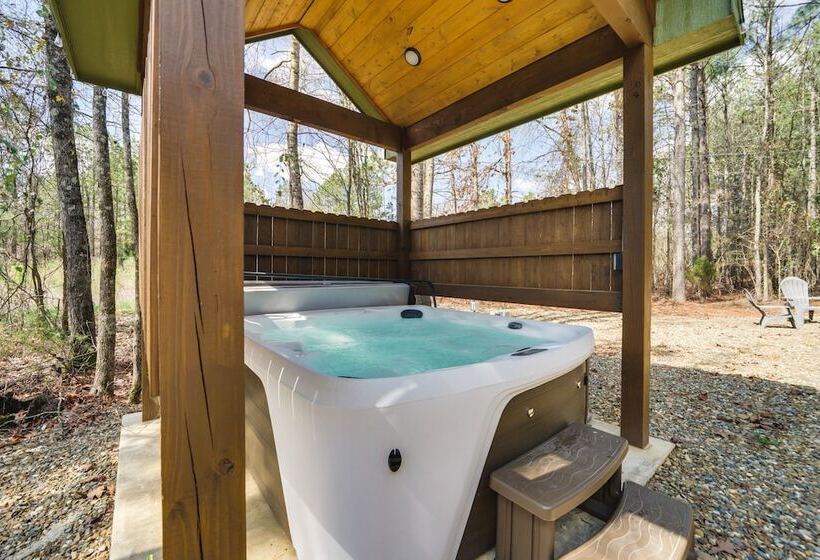 Chic Forest Hideaway In Broken Bow W/ Hot Tub