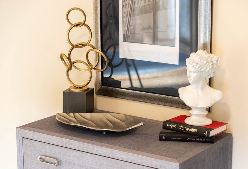 Forman By Avantstay Pool, Near Hollywood Studios