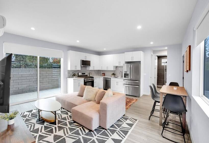 Fulton Buyout By Avantstay Sherman Oaks Estate + View