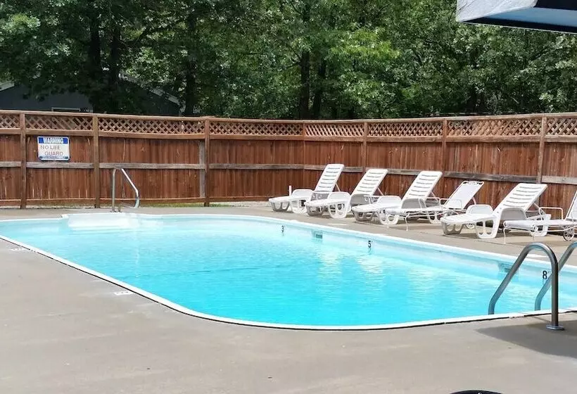 Hickory Hollow Resort