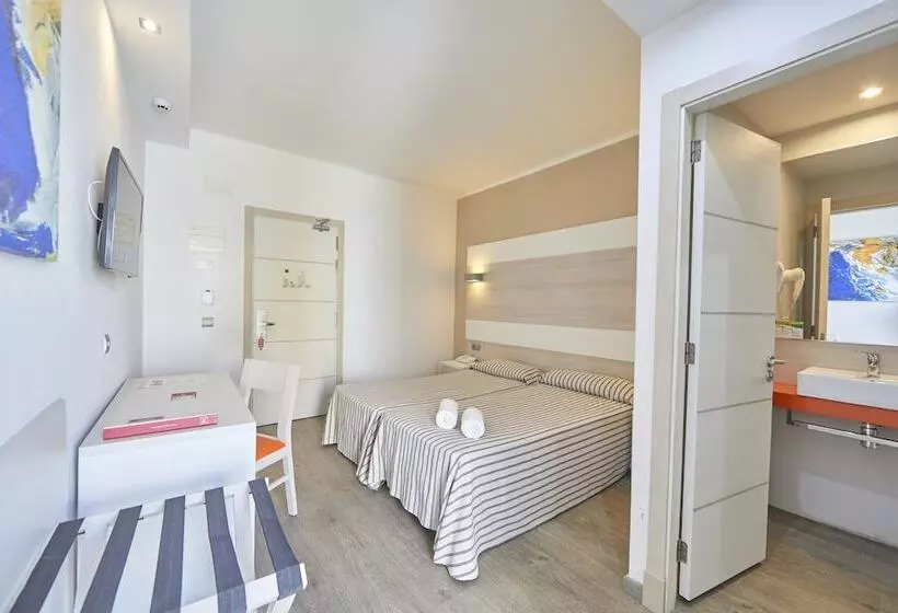 Hotelli Ahoi! Urban Beach