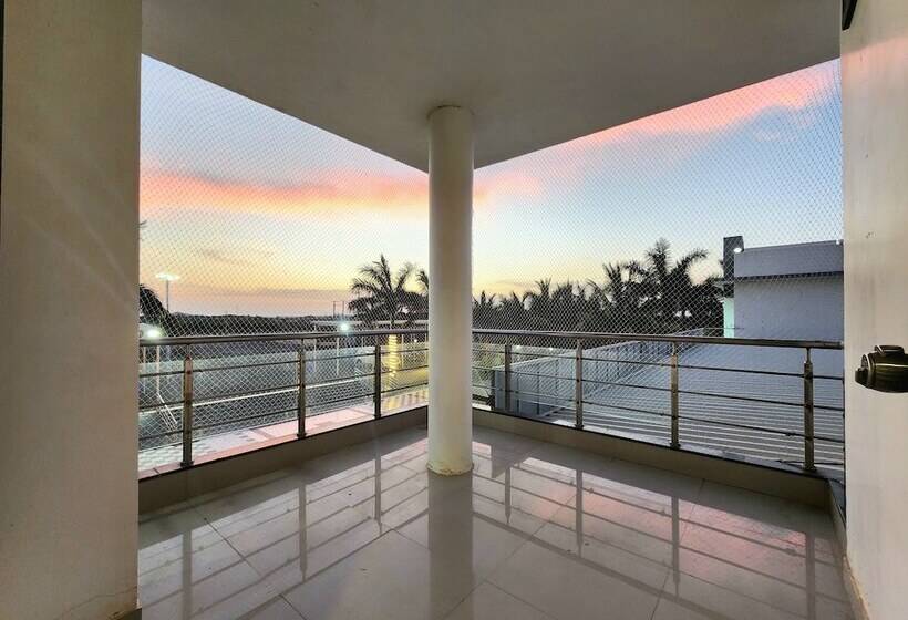 בית מלון כפרי Amidhara