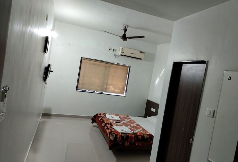 בית מלון כפרי Amidhara