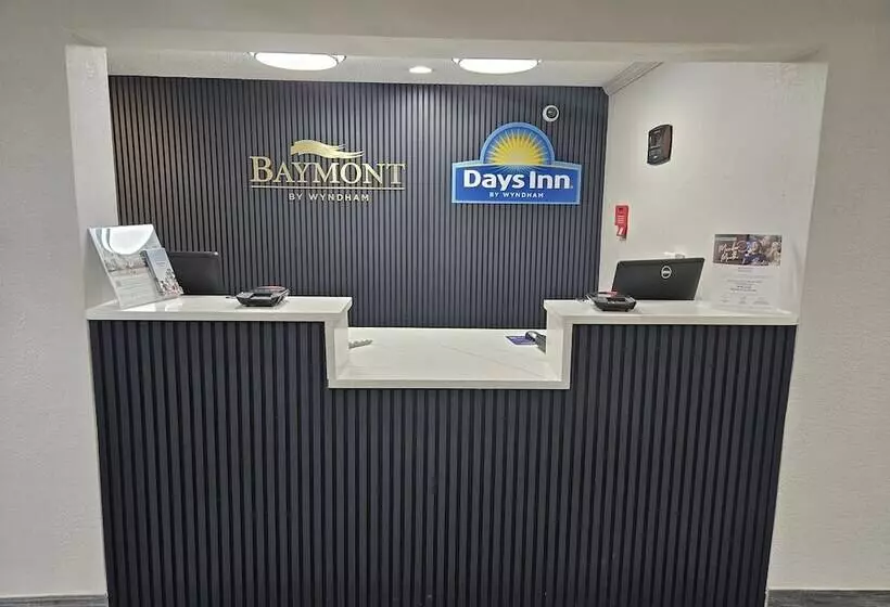 ホテル Days Inn By Wyndham Davenport