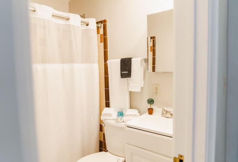 בית מלון כפרי General Denver