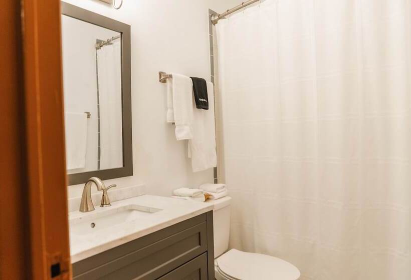 בית מלון כפרי General Denver