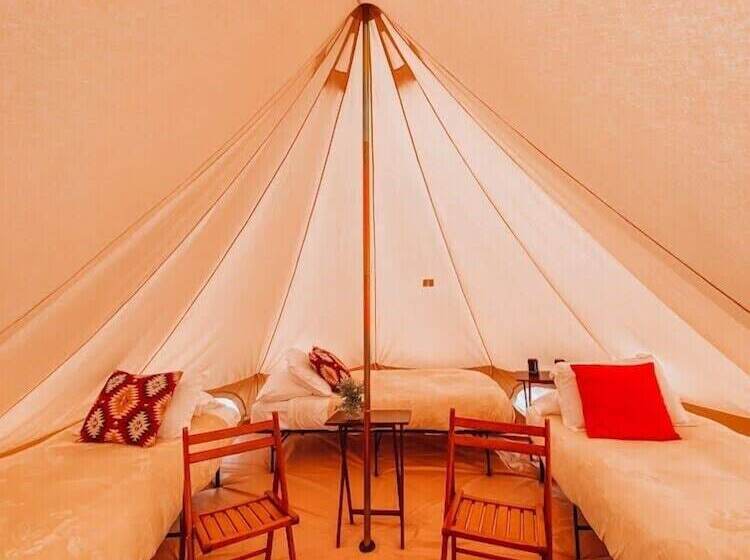 Отель Wander Camp Olympic