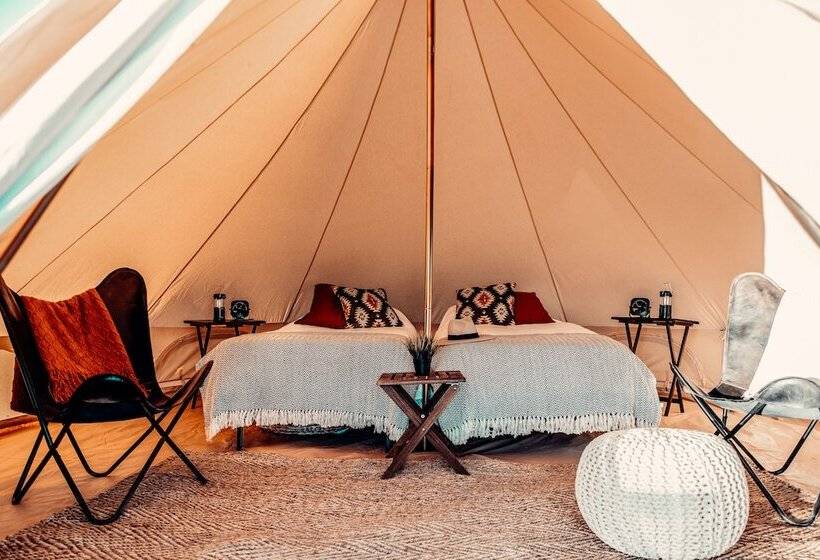 Отель Wander Camp Olympic