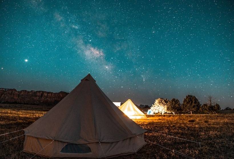 Отель Wander Camp Olympic