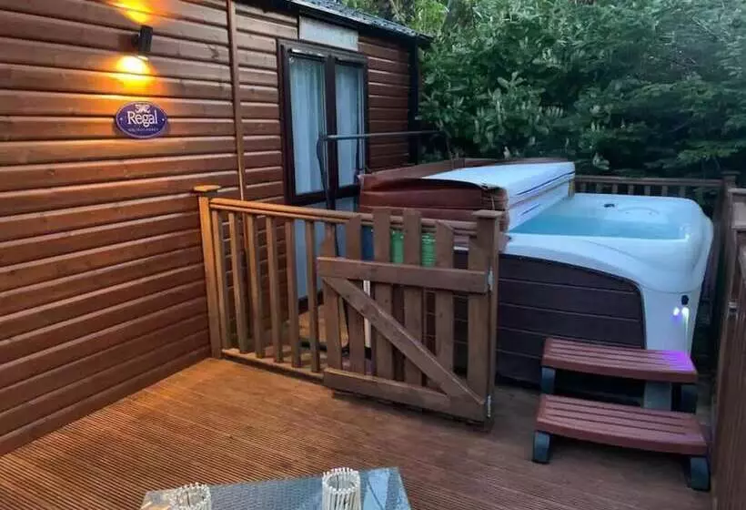 ホテル Stunning 3 Bed Lodge In Windermere