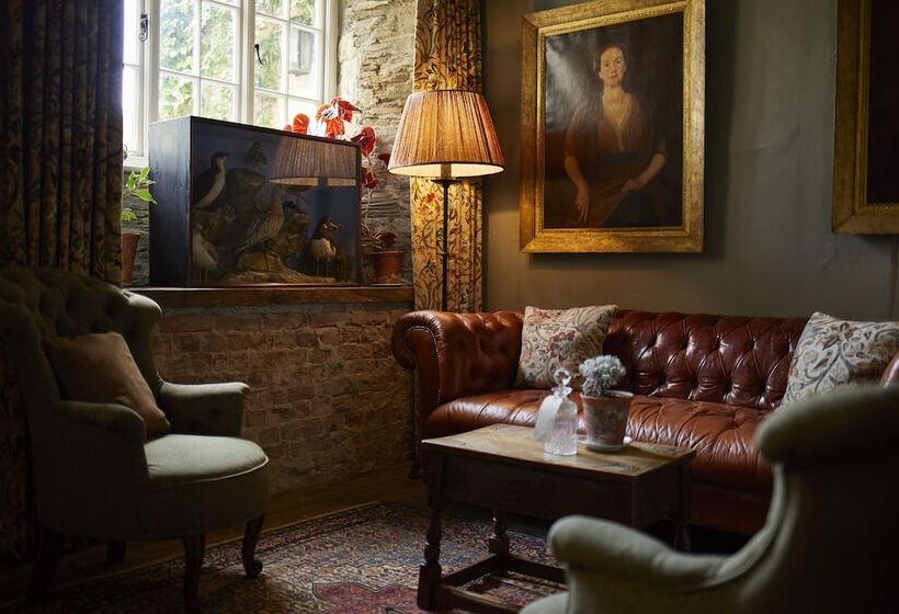 Hotel The Pig At Harlyn Bay   Cornwall