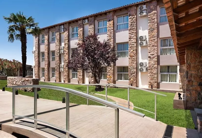 Hotelli Intersur La Cumbre