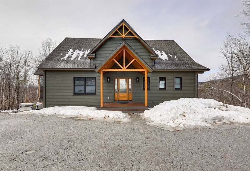 Mountain View Home In Stoneham W/ Hot Yoga Studio!