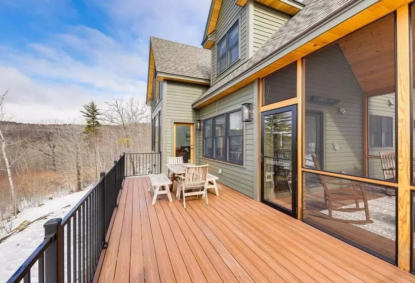 Mountain View Home In Stoneham W/ Hot Yoga Studio!