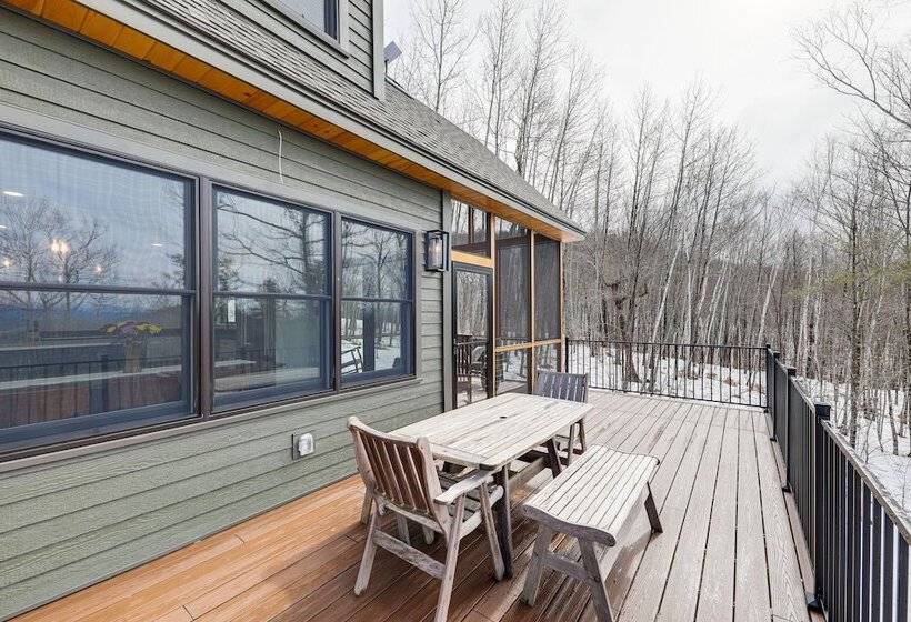 Mountain View Home In Stoneham W/ Hot Yoga Studio!