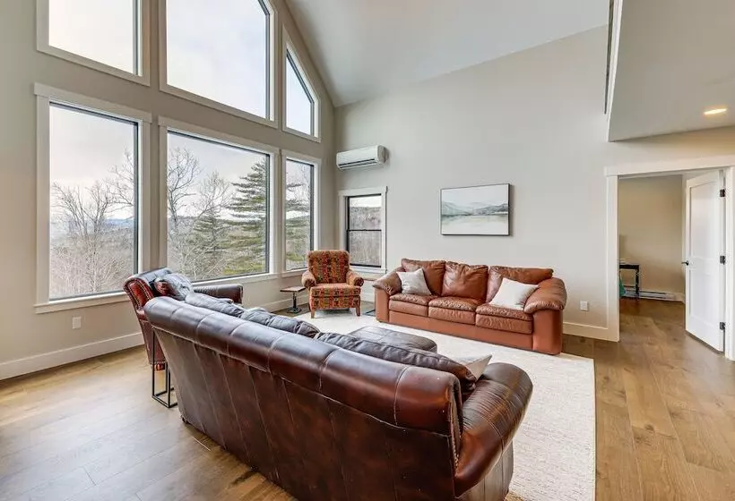 Mountain View Home In Stoneham W/ Hot Yoga Studio!