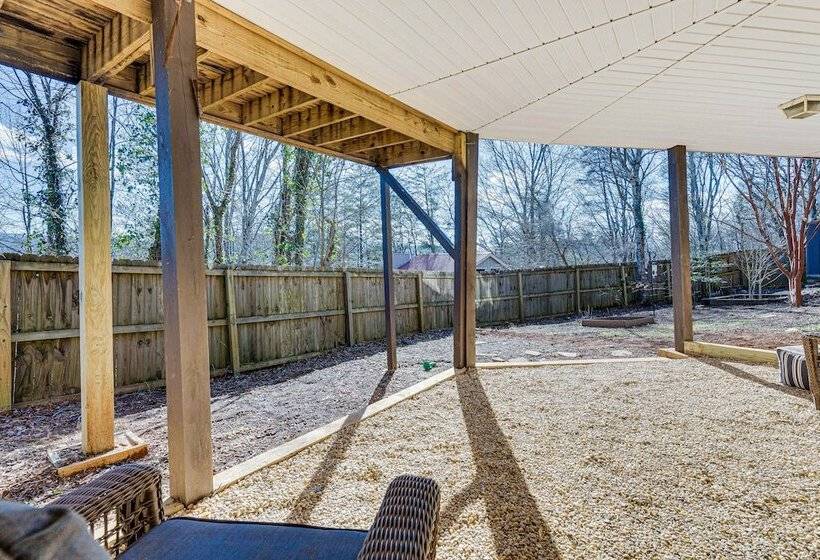 Mountaintop Blue Ridge Cabin: 2 Mi To Downtown