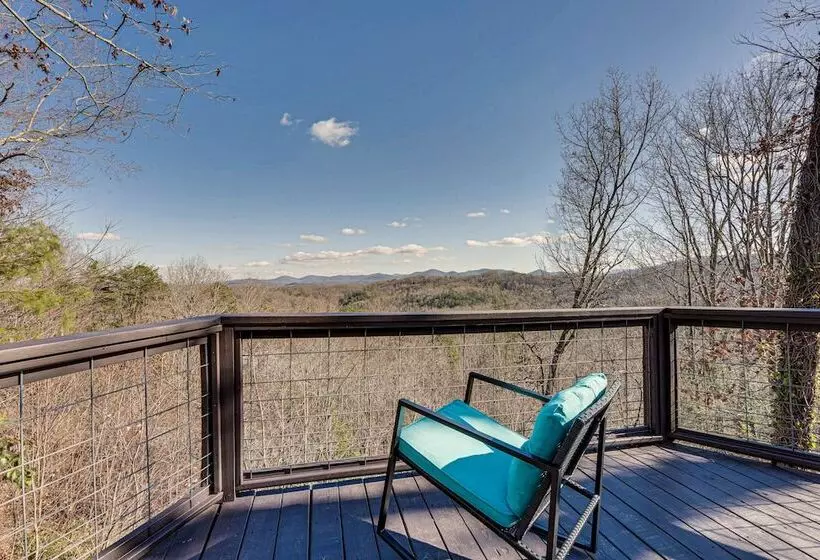 Mountaintop Blue Ridge Cabin: 2 Mi To Downtown