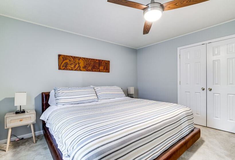 Peaceful Tobyhanna Home W/ Game Room & Fire Pit!