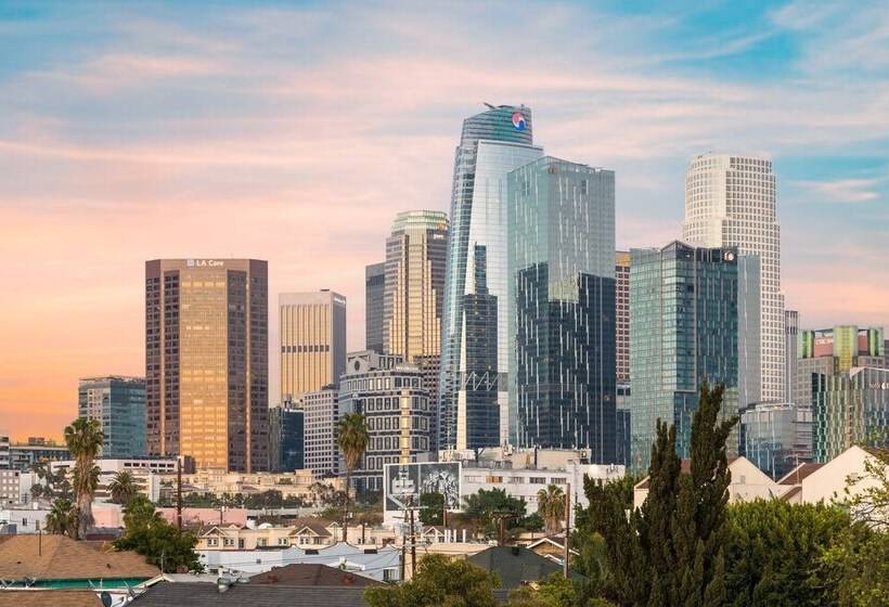 Periwinkle By Avantstay Walk To Staples, Rooftop