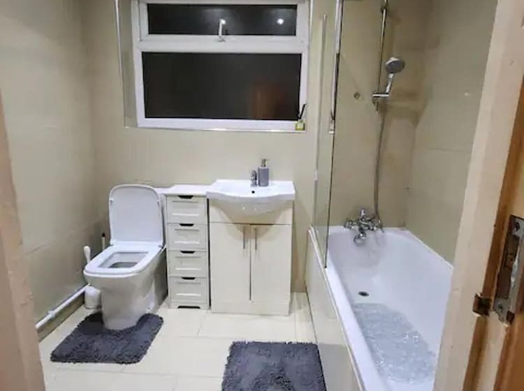 住所  Remarkable 3 Bed House In Tilbury