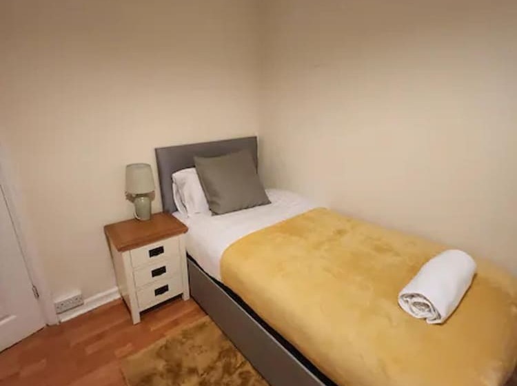 住所  Remarkable 3 Bed House In Tilbury