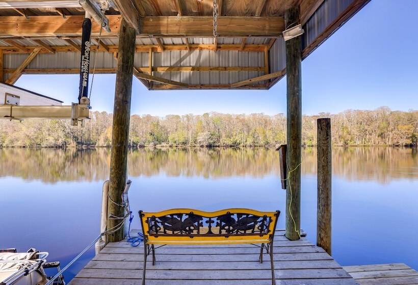 The Otter House On Suwannee River Near Cedar Key