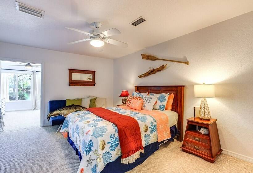 The Otter House On Suwannee River Near Cedar Key