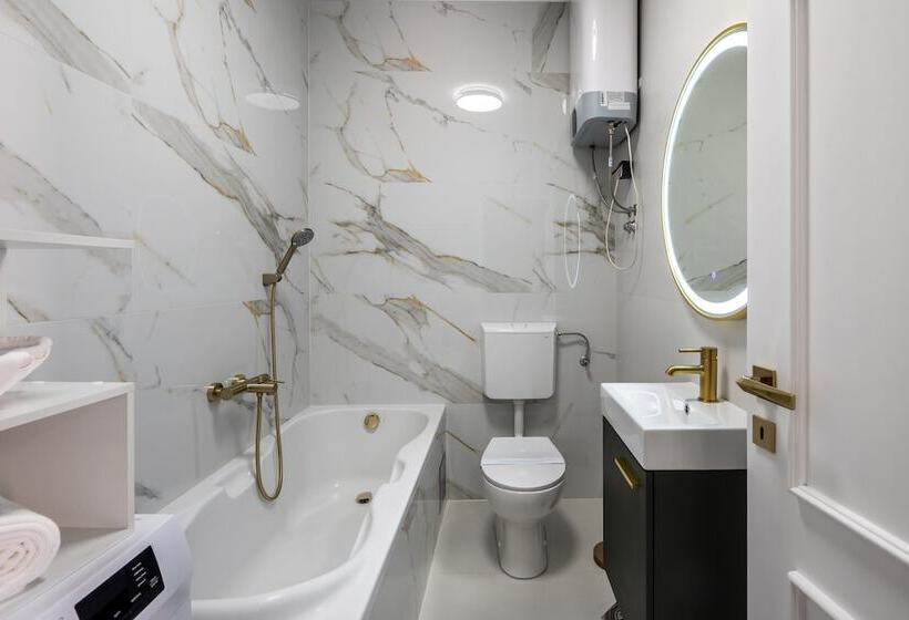 Vipo Seget Apartments