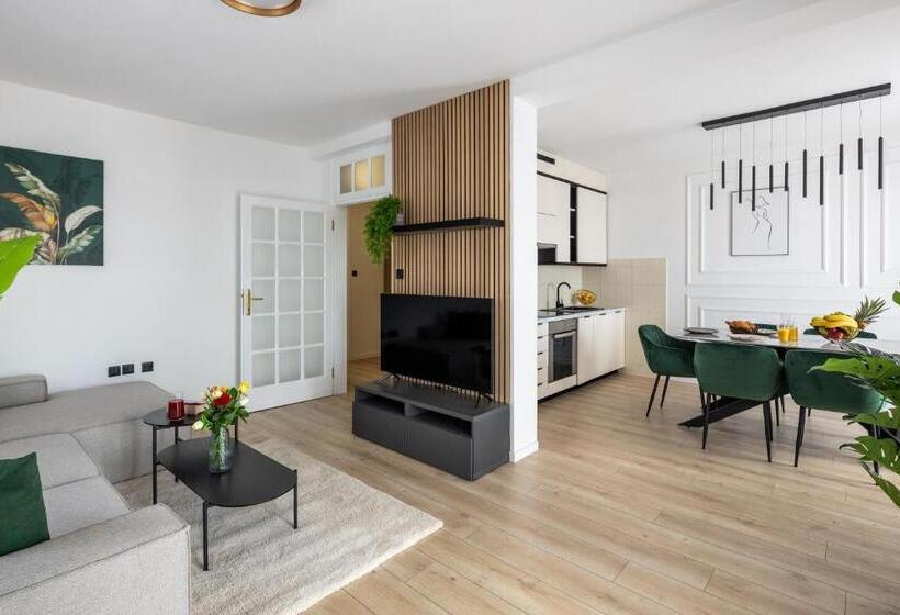 Vipo Seget Apartments