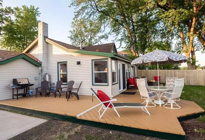 Water S Edge Retreat