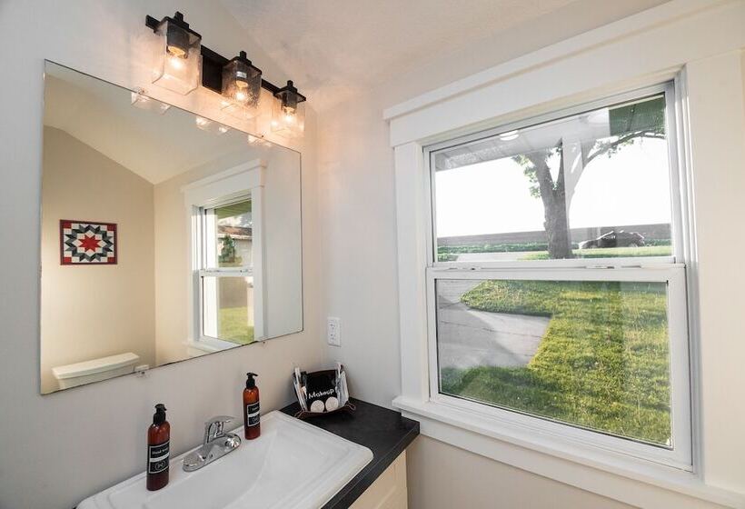 Water S Edge Retreat