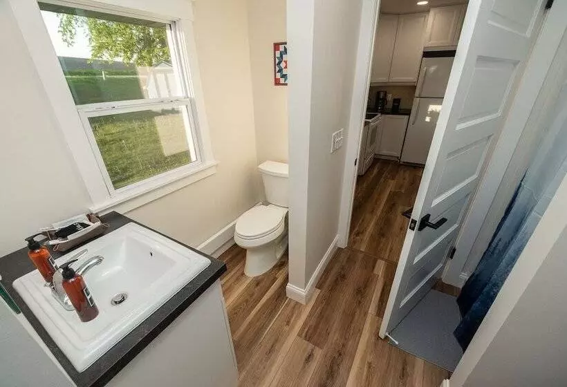 Water S Edge Retreat