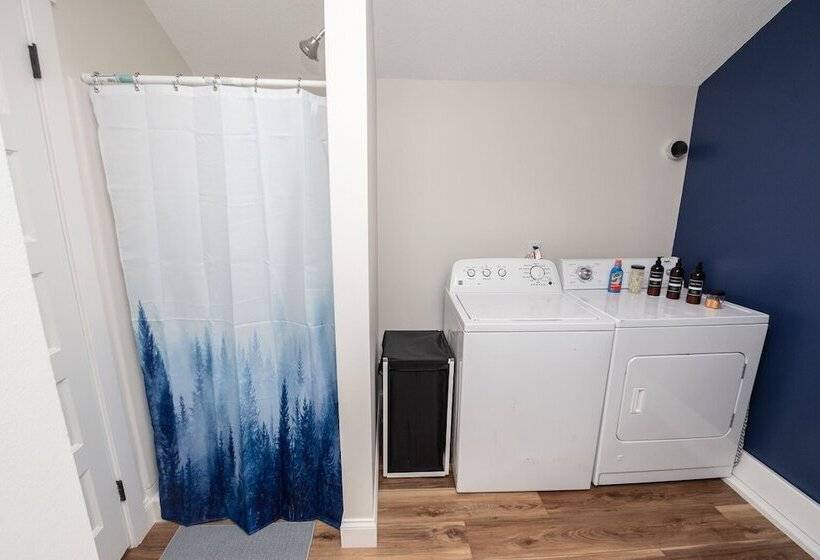 Water S Edge Retreat