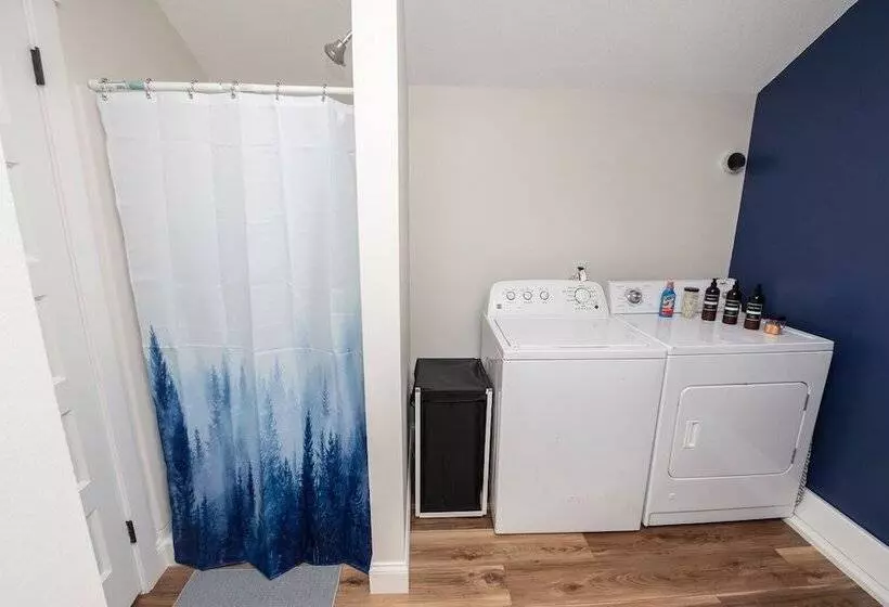 Water S Edge Retreat