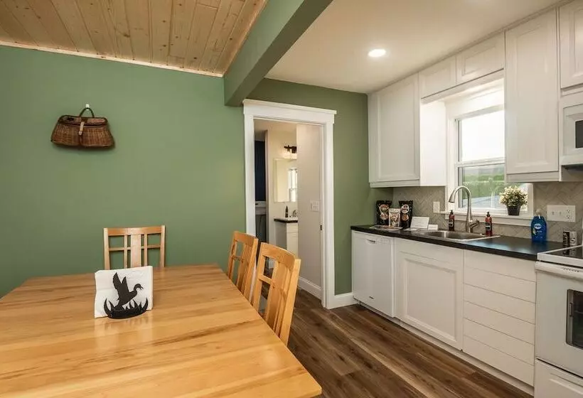 Water S Edge Retreat