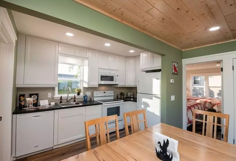 Water S Edge Retreat